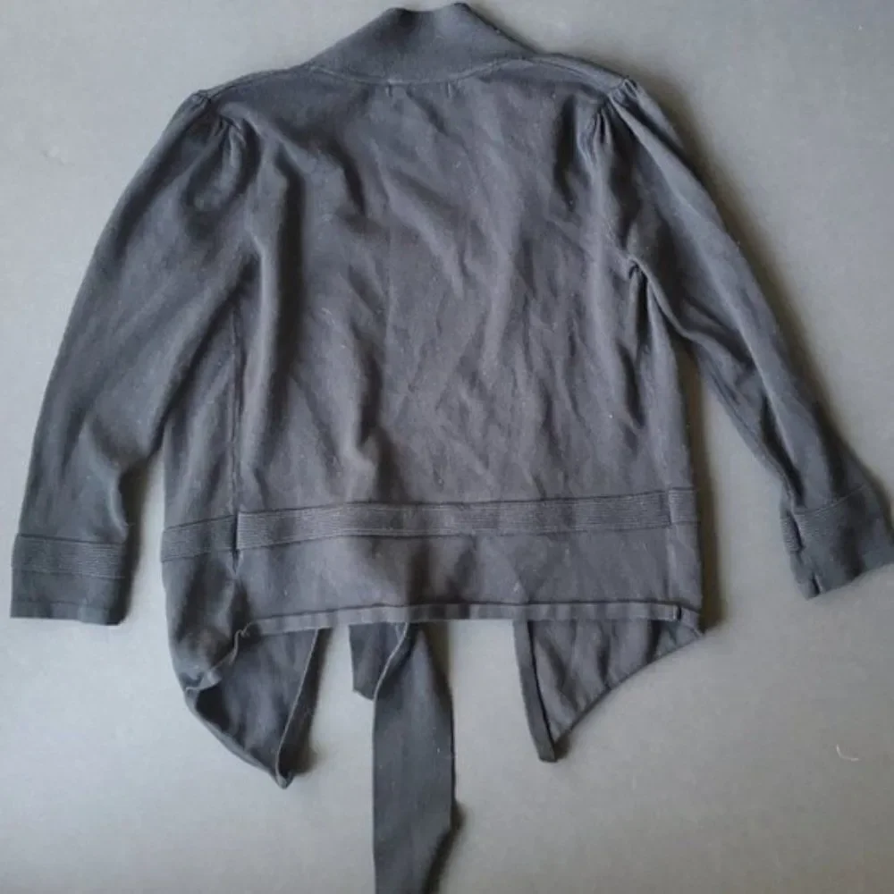 ⚘Premise Studio Black Flyaway Cardigan - Picture 5 of 7